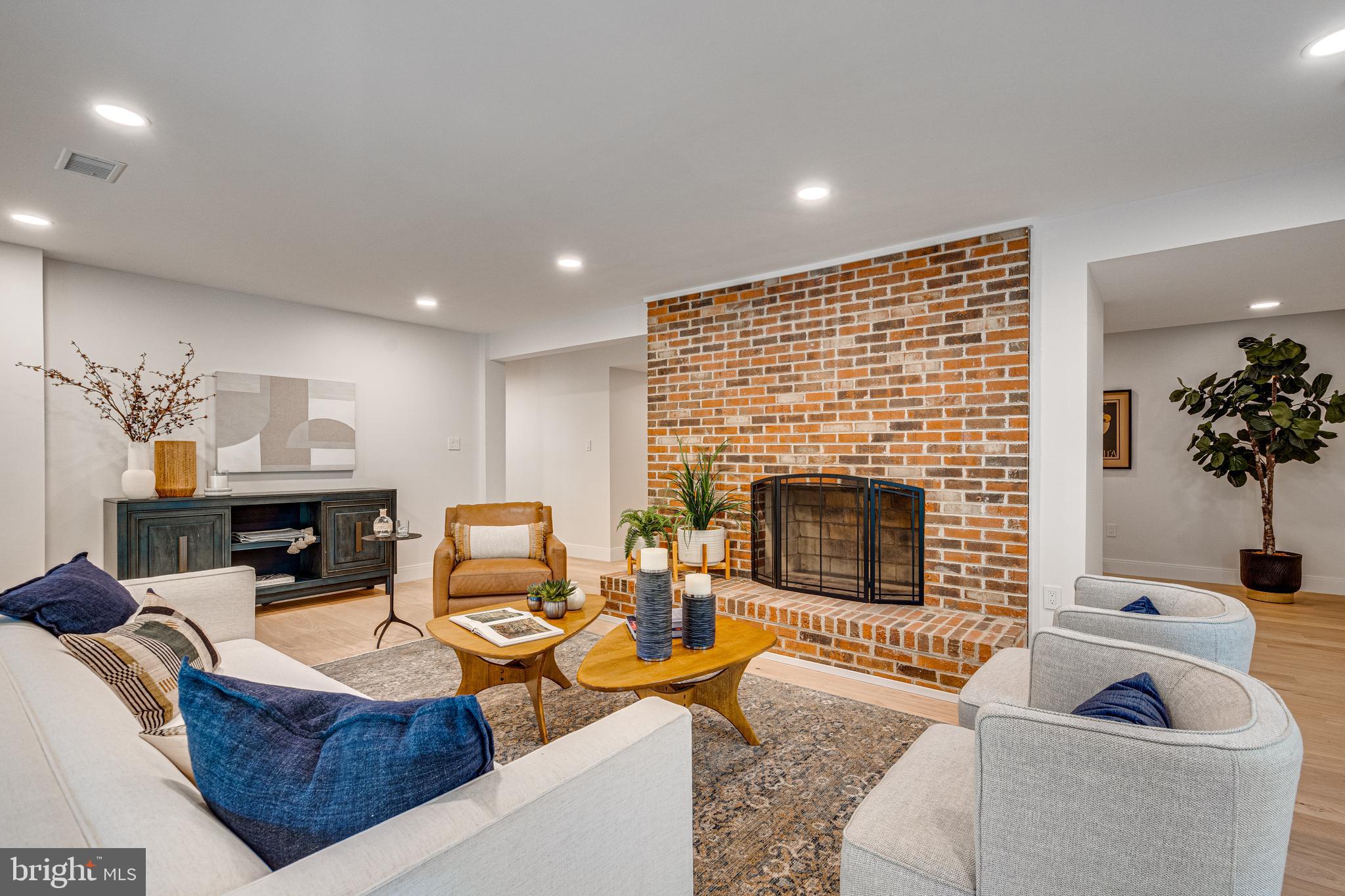 108 INTERPROMONTORY ROAD