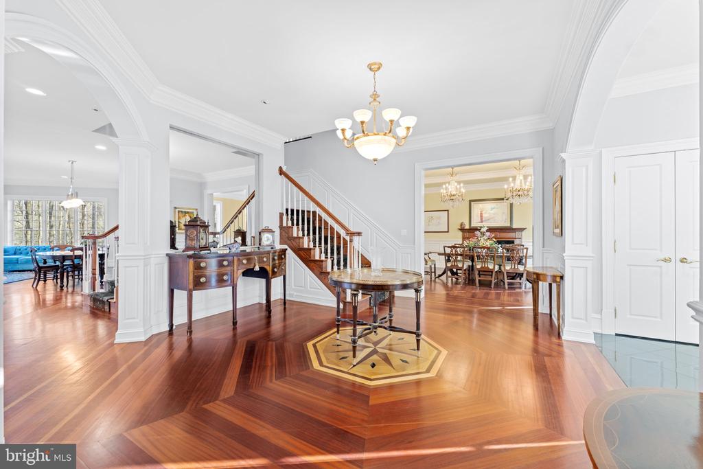 8541 OLD DOMINION DRIVE