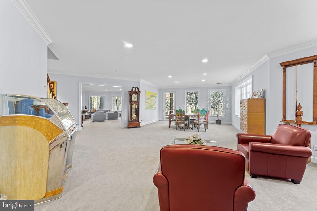 8541 OLD DOMINION DRIVE