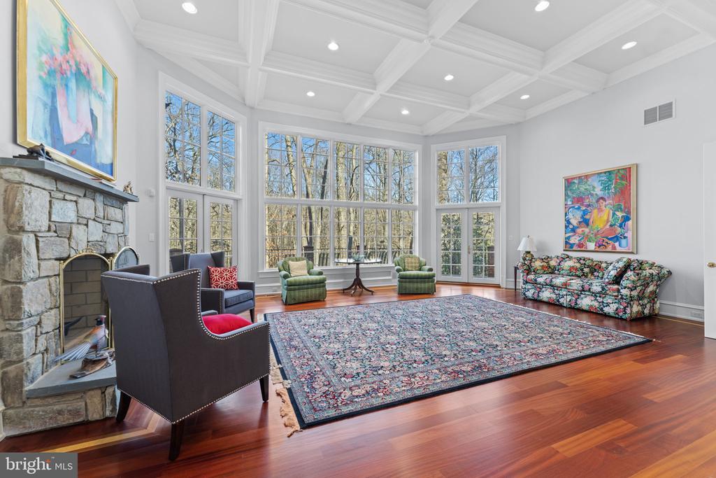 8541 OLD DOMINION DRIVE
