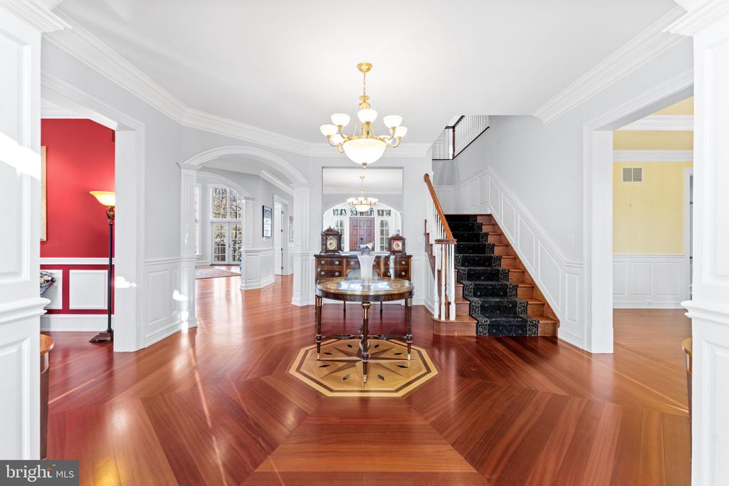 8541 OLD DOMINION DRIVE