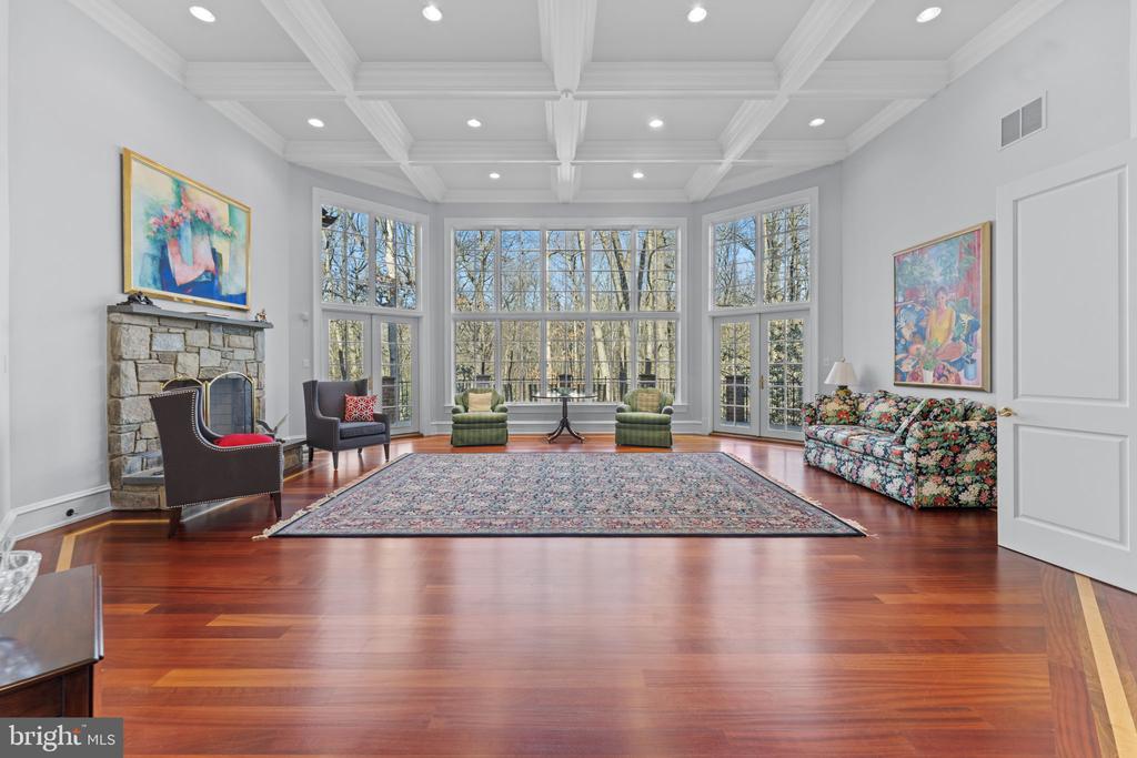 8541 OLD DOMINION DRIVE