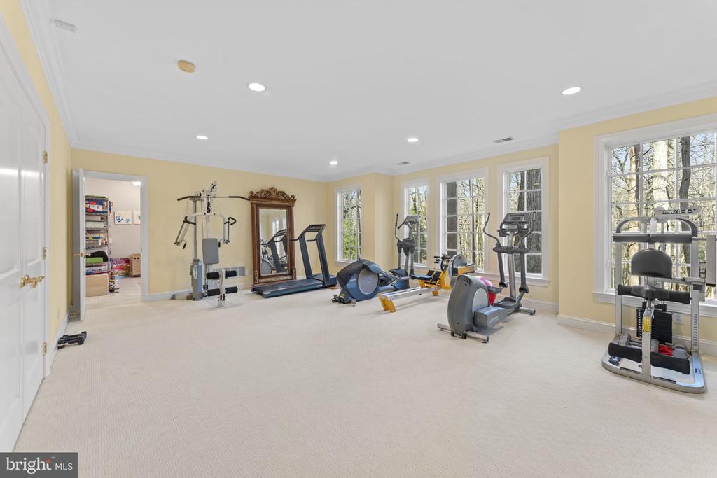 8541 OLD DOMINION DRIVE