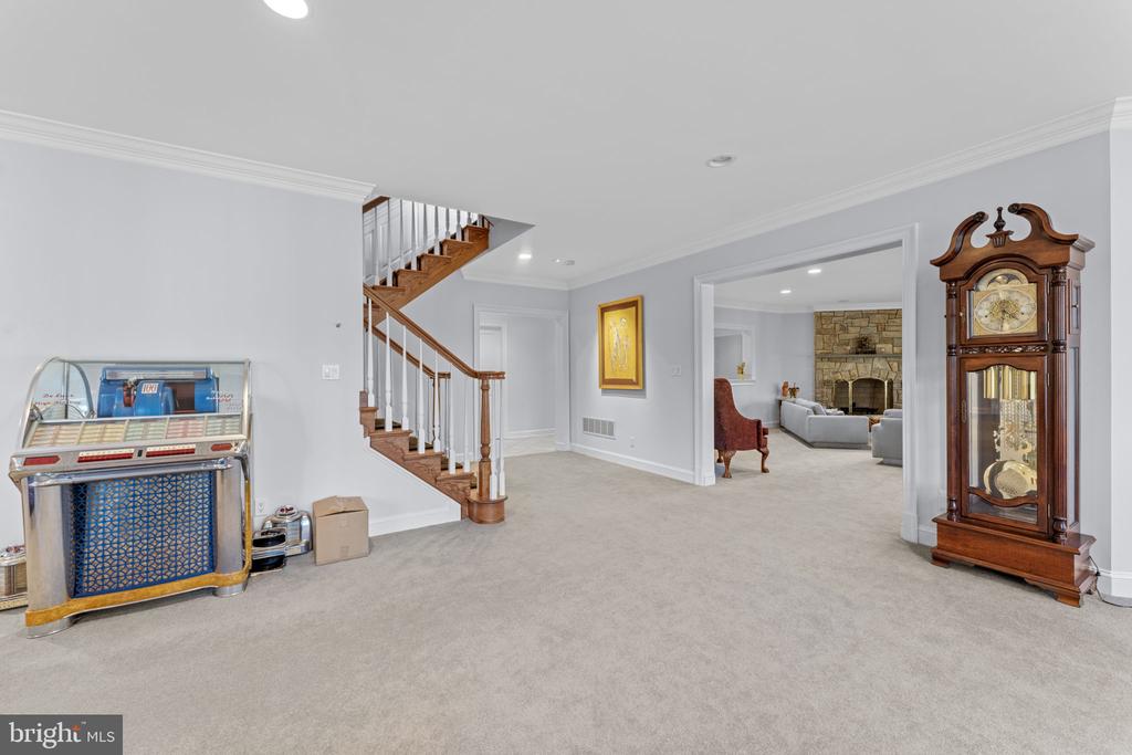 8541 OLD DOMINION DRIVE