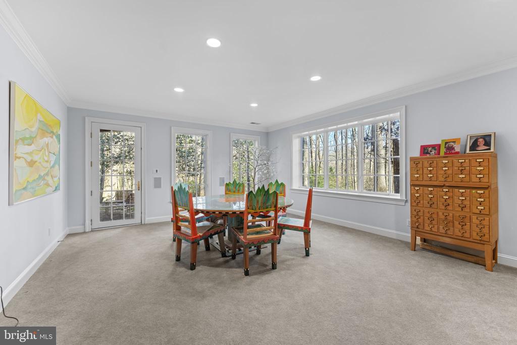 8541 OLD DOMINION DRIVE