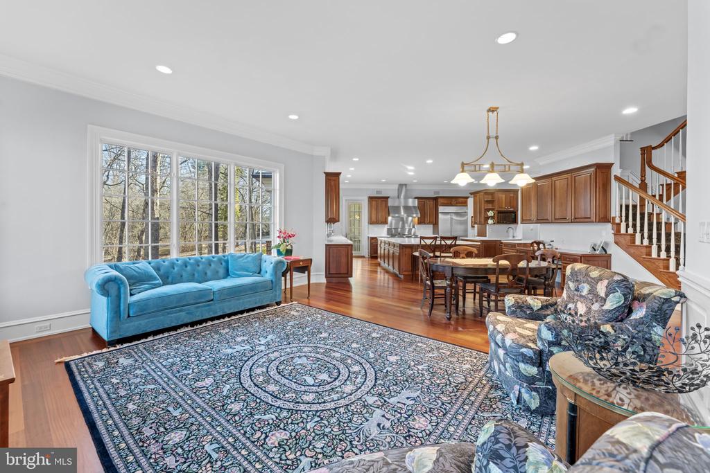 8541 OLD DOMINION DRIVE