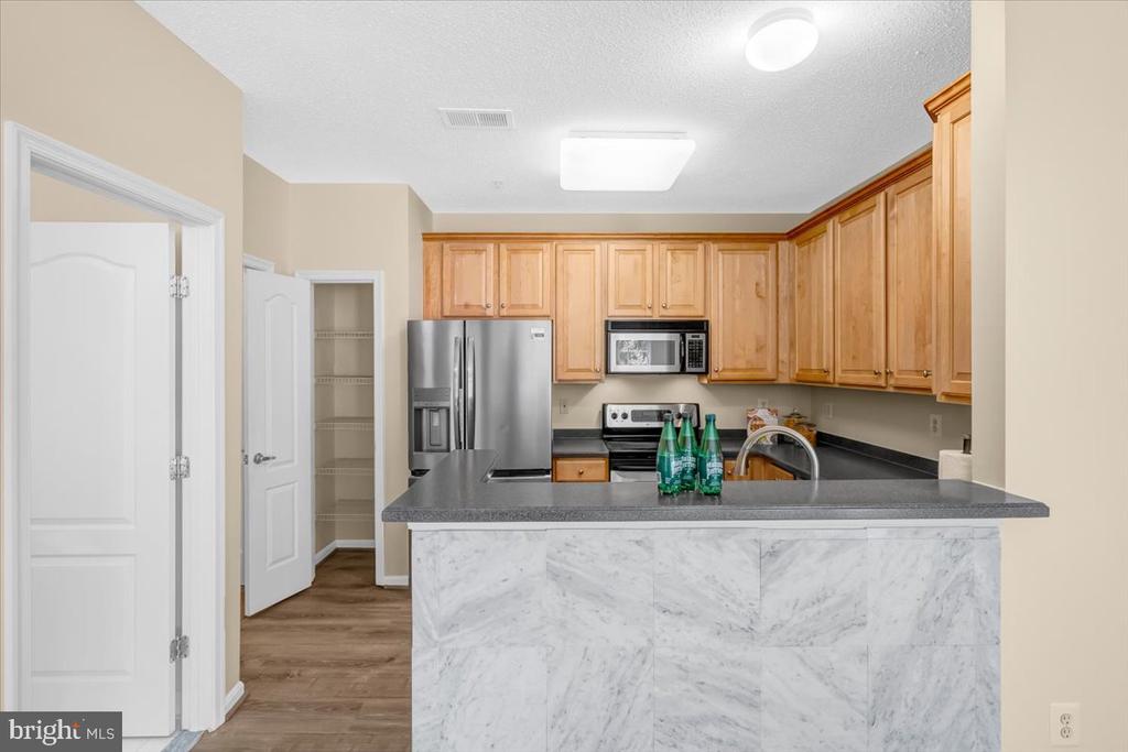 12170 ABINGTON HALL PLACE Unit: 303