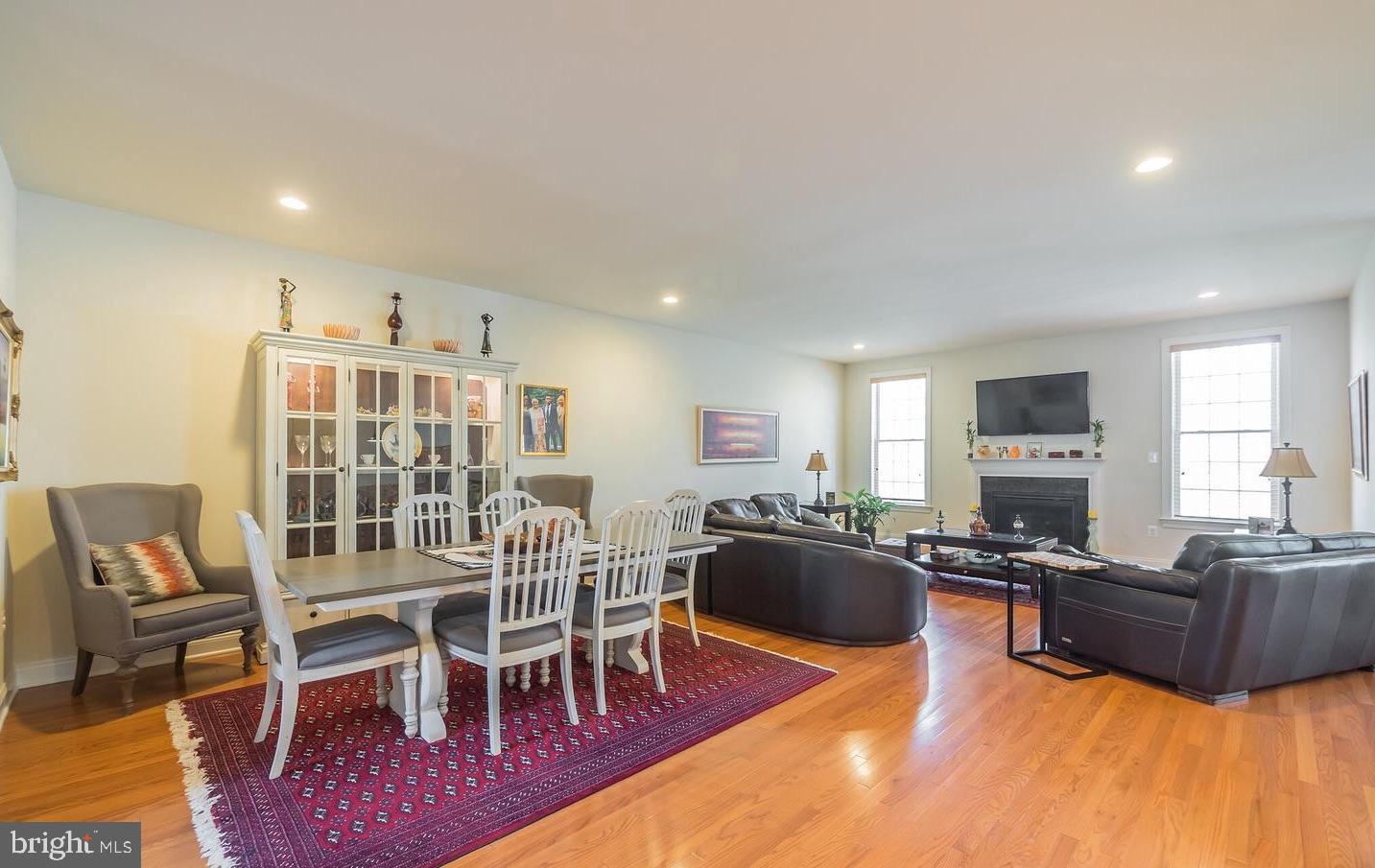 23183 Royville Heights Ter