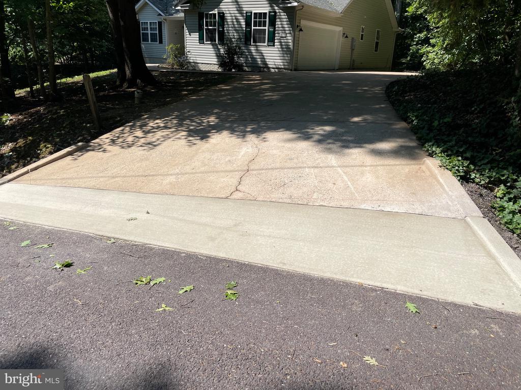 201 Constitution Blvd