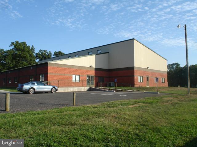 201 Constitution Blvd