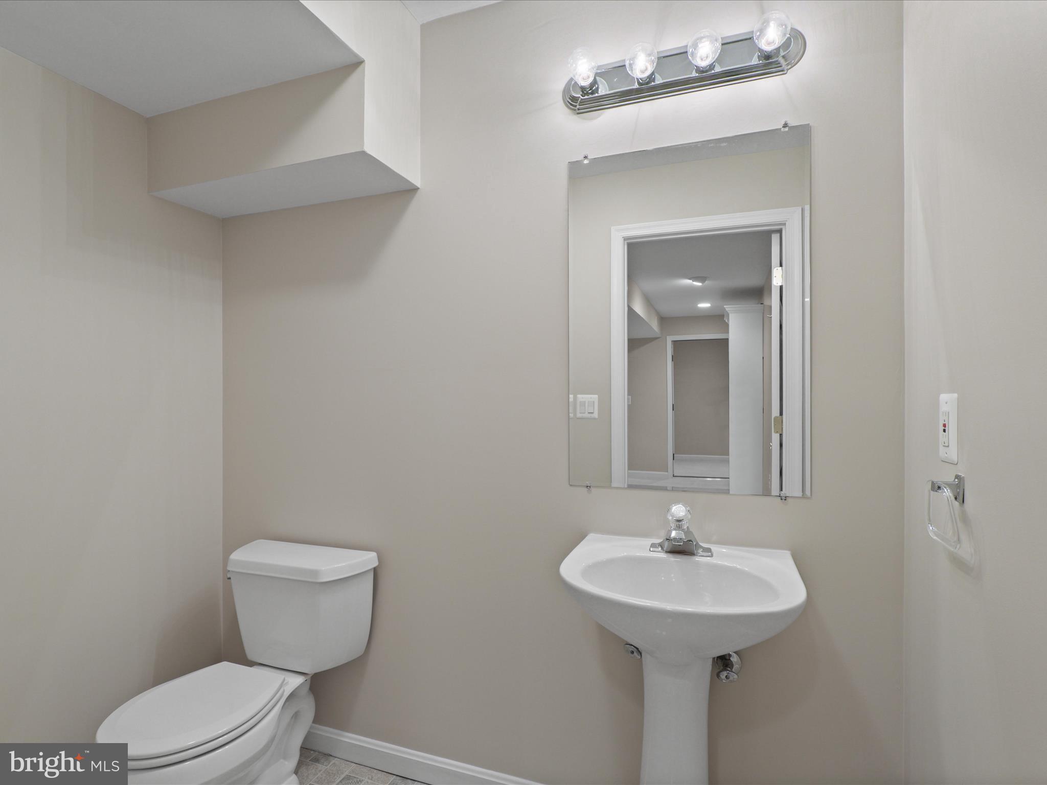 6004 HORTONS MILL COURT