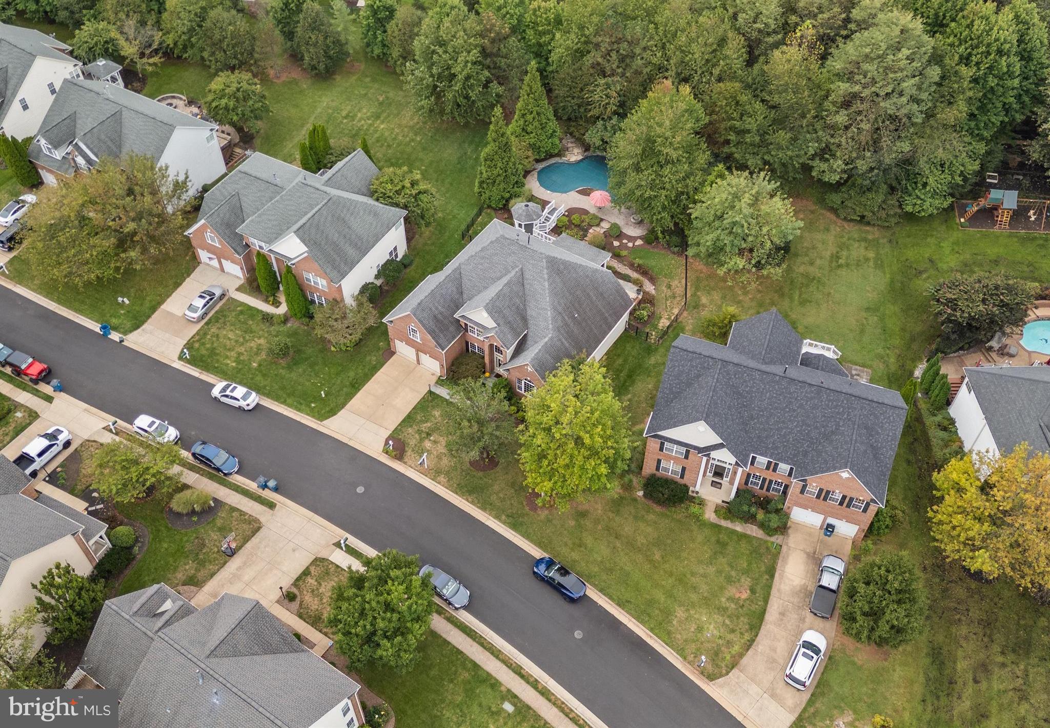 6004 HORTONS MILL COURT