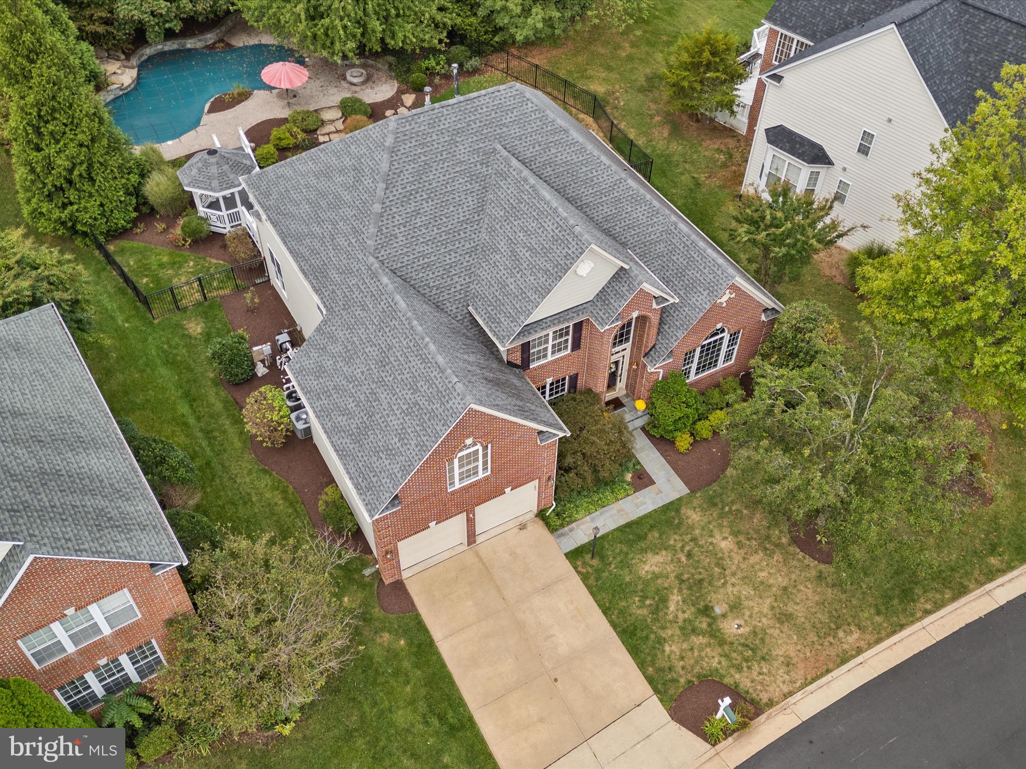 6004 HORTONS MILL COURT