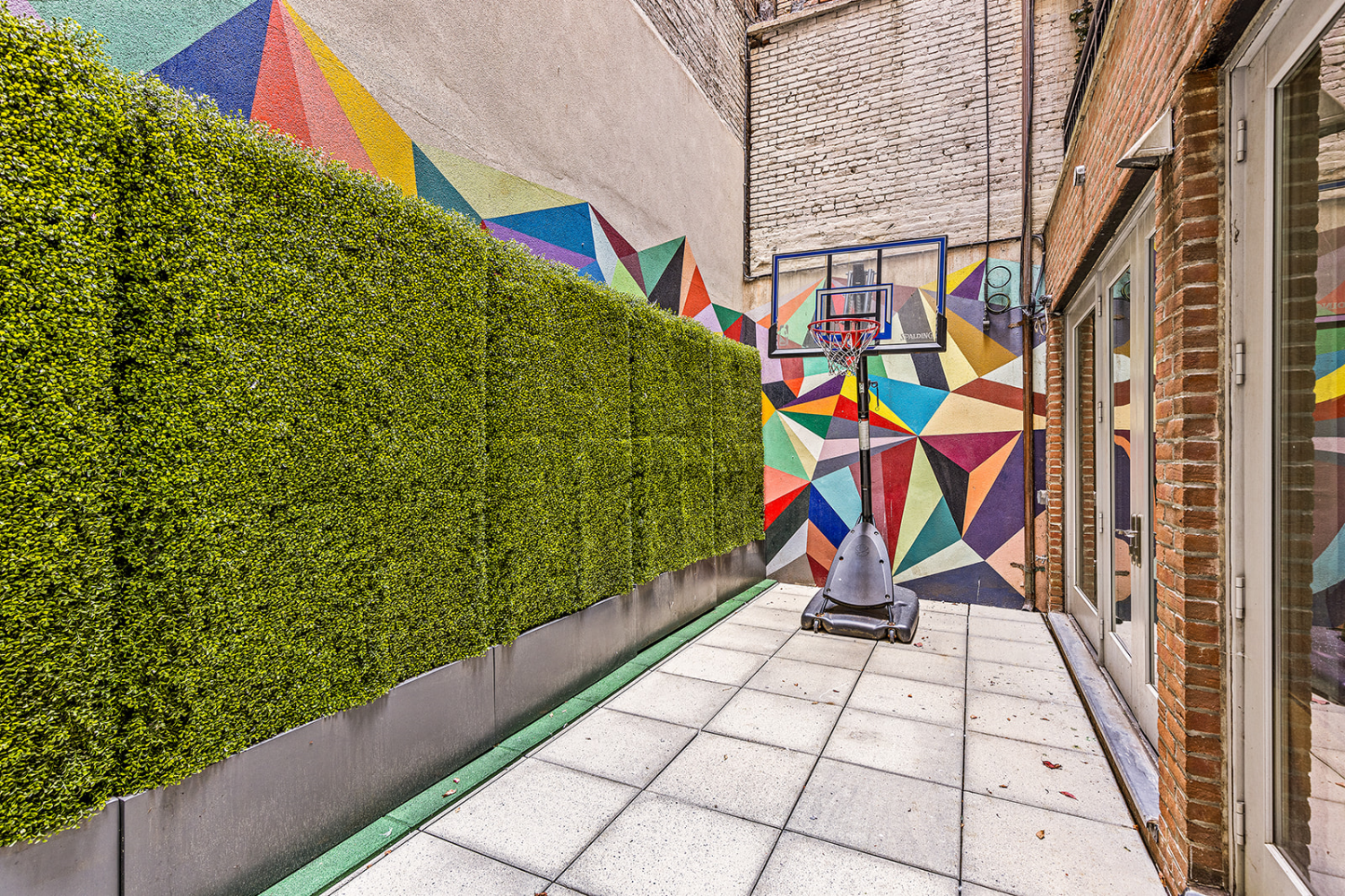 46 LAIGHT Street PH4