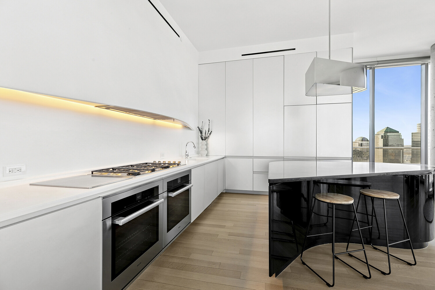 56 LEONARD Street 47WEST