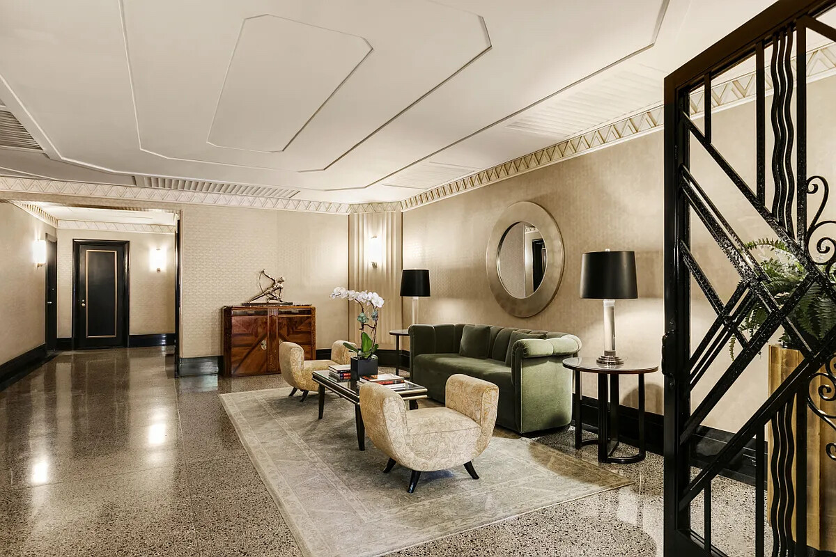 434 E 52ND Street 2D