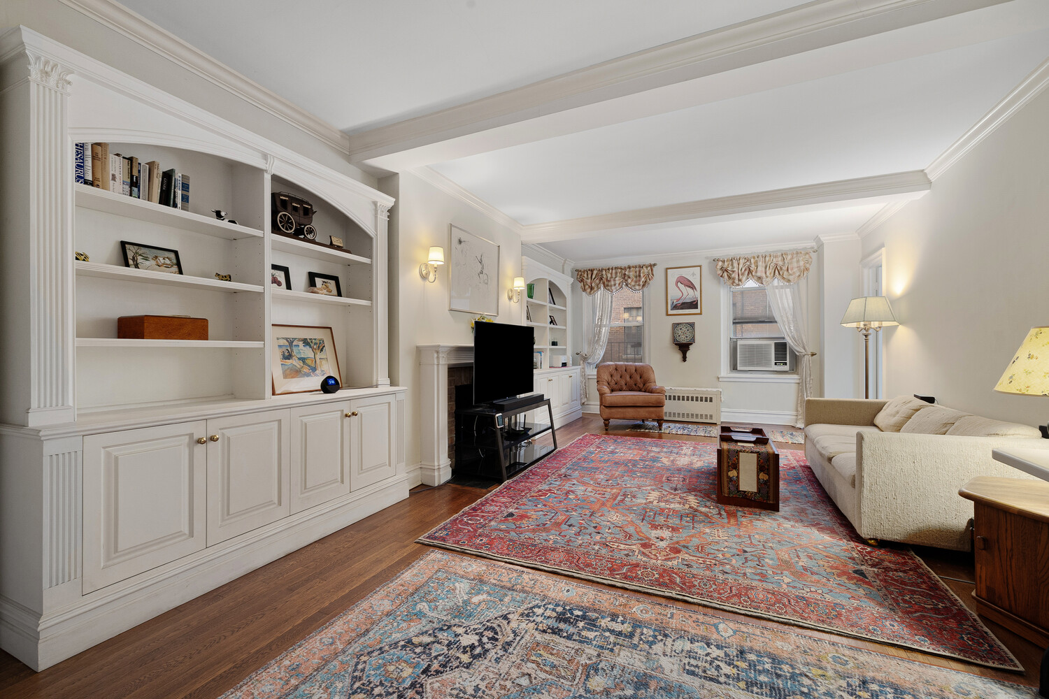 434 E 52ND Street 2D