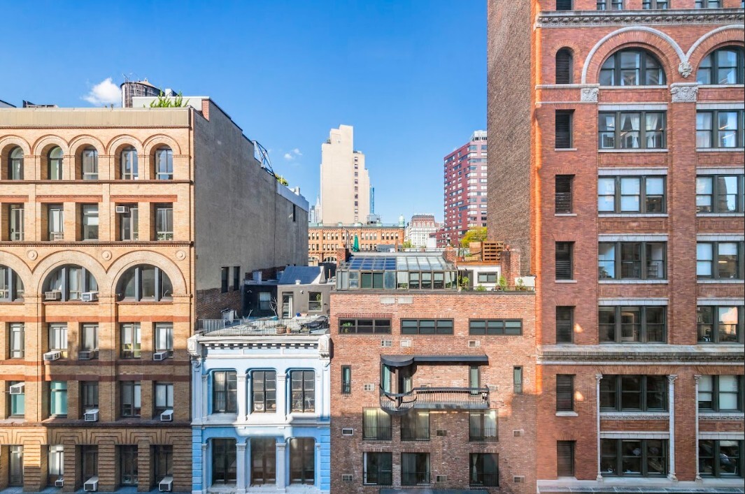 44 E 12TH Street 9A