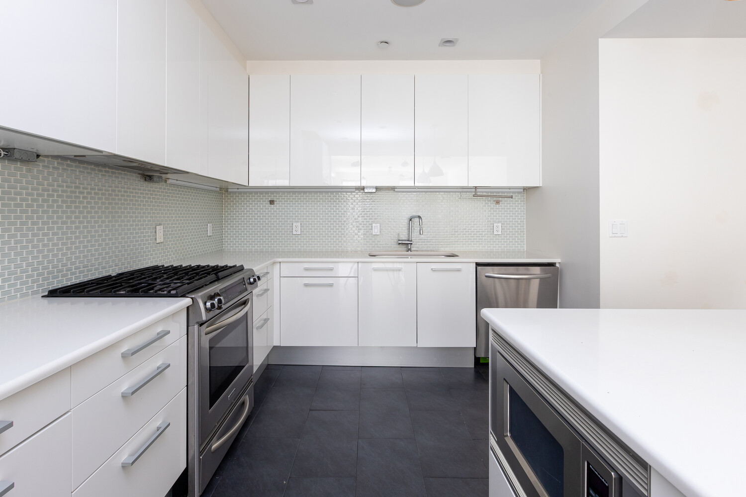 83 FRANKLIN Street 4S