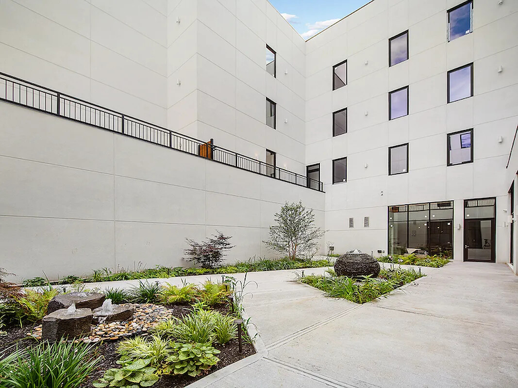 10 QUINCY Street 3L