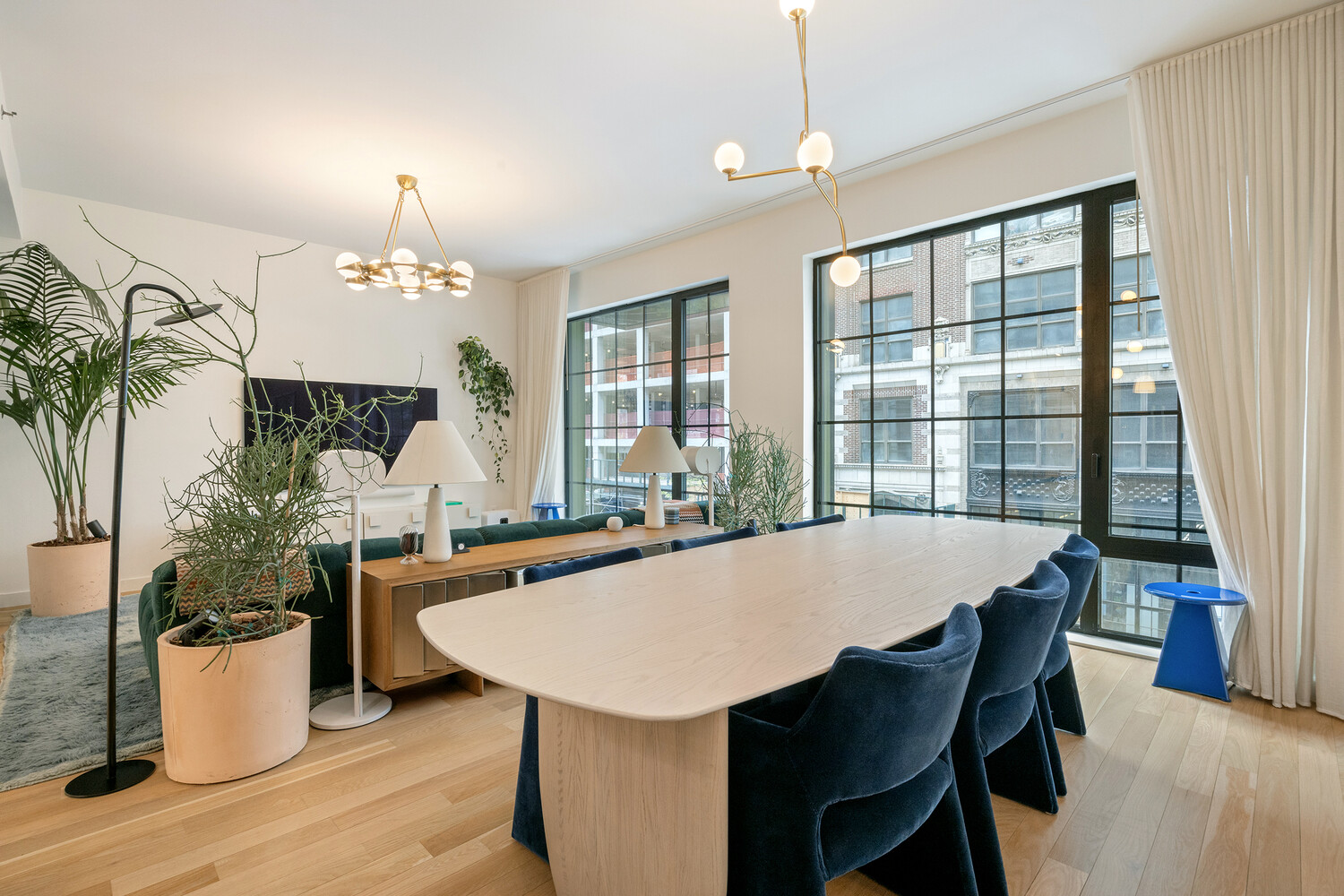 441 W 37TH Street 3