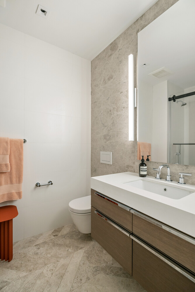 441 W 37TH Street 3