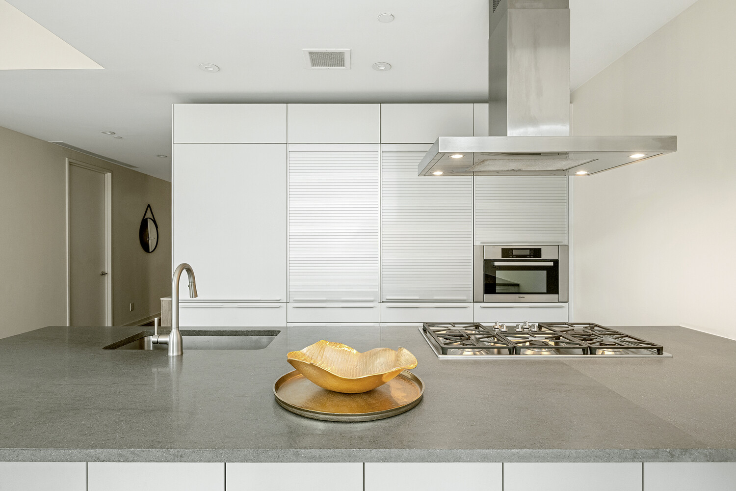 101 WARREN Street 510