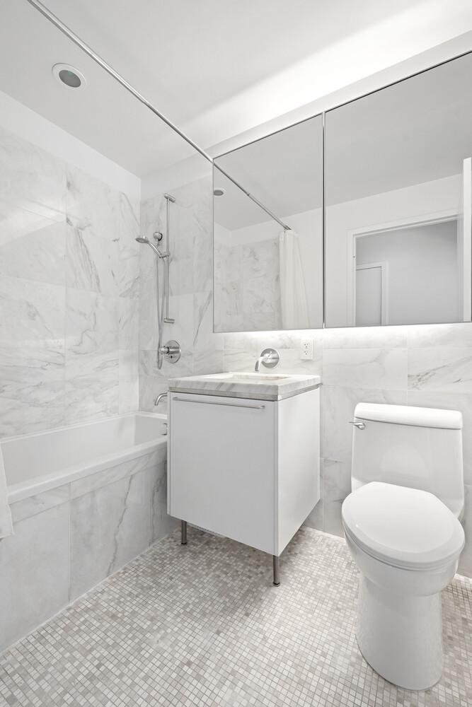 200 CHAMBERS Street 10A