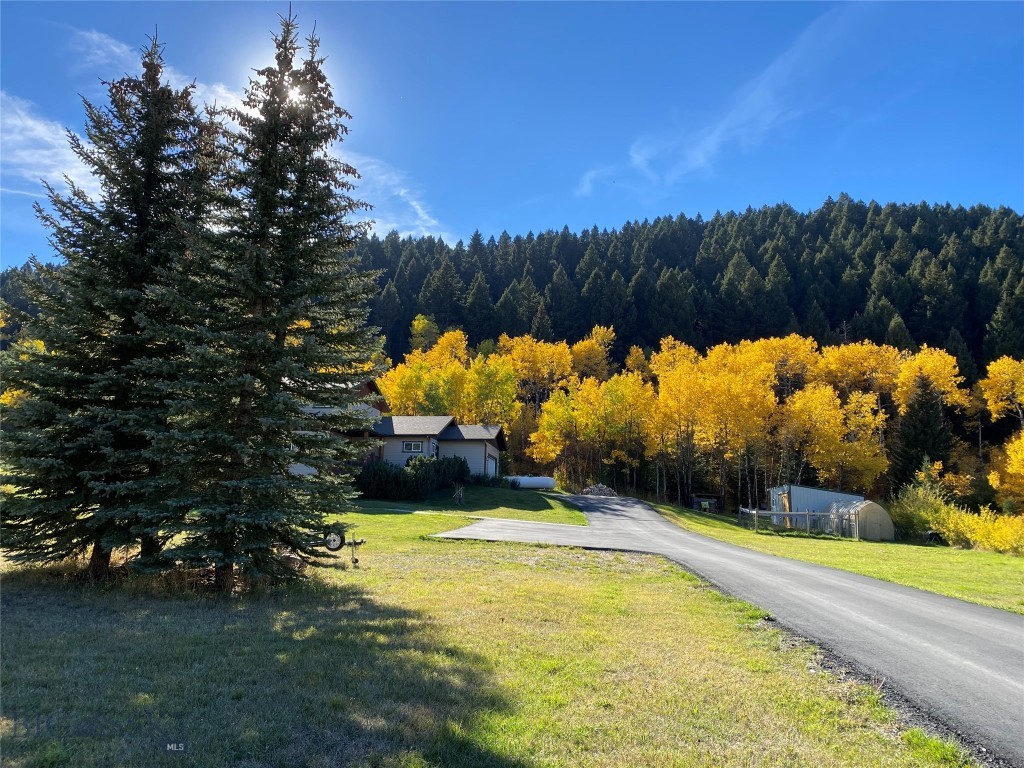13515 Cottonwood Canyon. Road