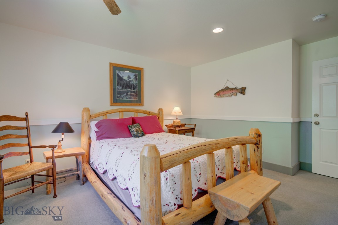 13515 Cottonwood Canyon. Road