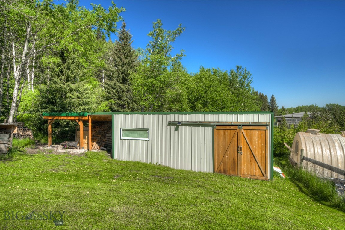 13515 Cottonwood Canyon. Road