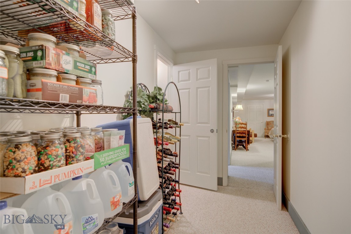 13515 Cottonwood Canyon. Road