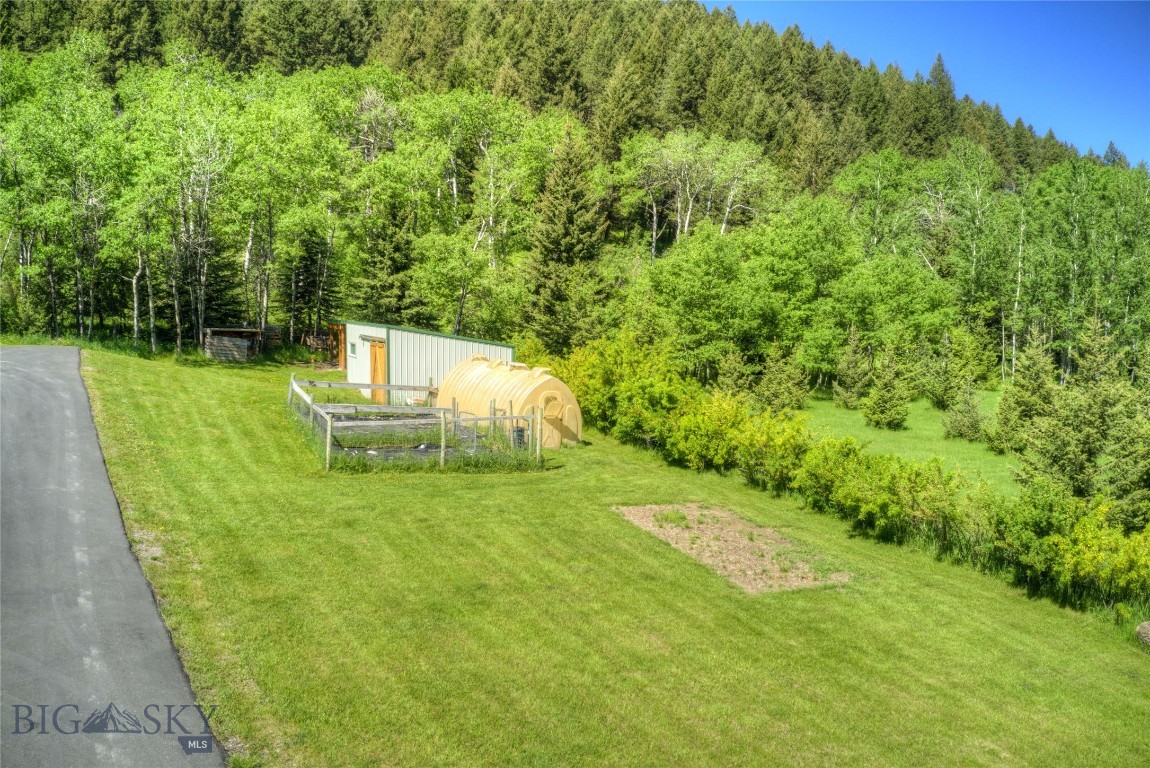 13515 Cottonwood Canyon. Road