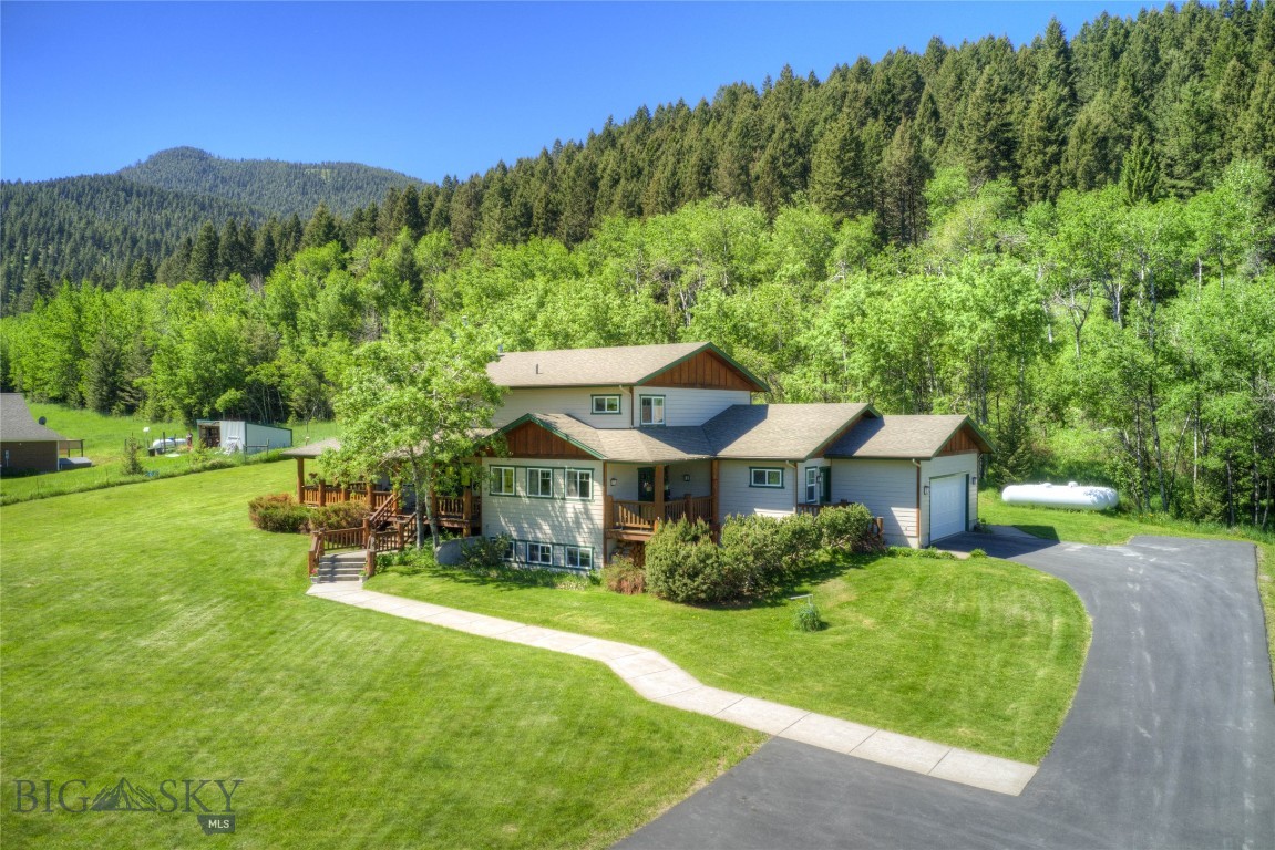 13515 Cottonwood Canyon. Road