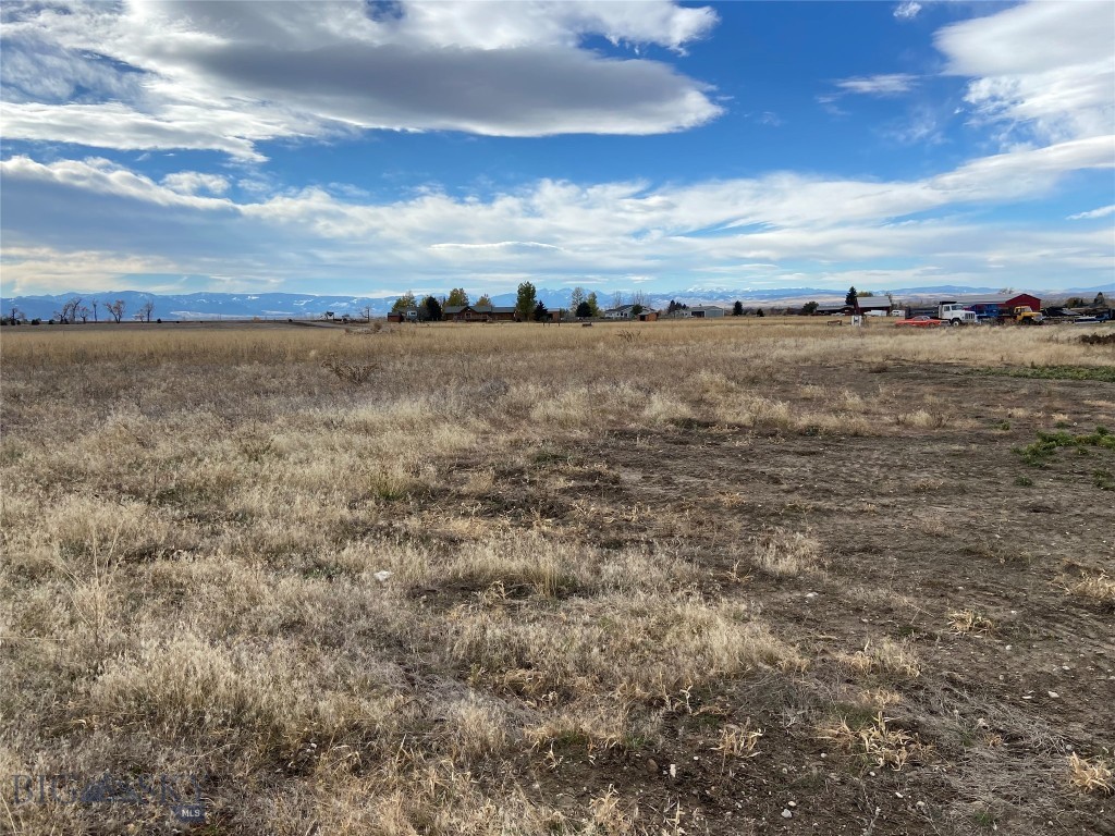 6114 SPRINGHILL Road