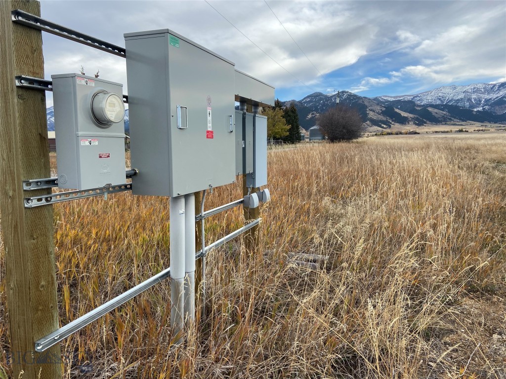 6114 SPRINGHILL Road