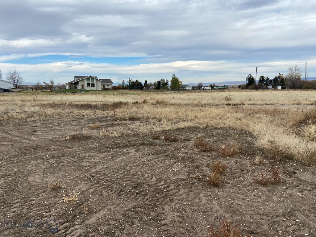 6114 SPRINGHILL Road