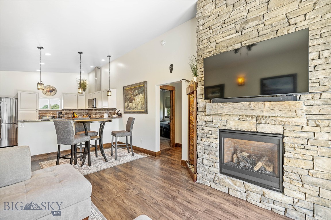 31 Coolwater Way