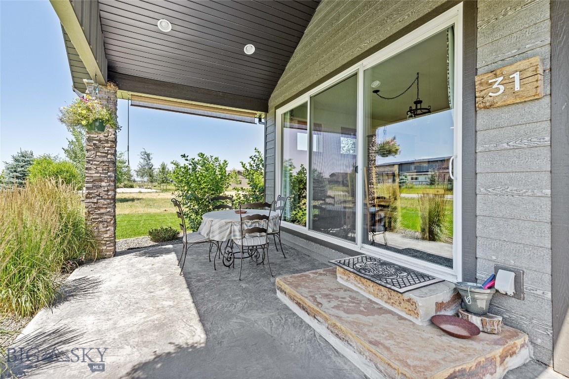 31 Coolwater Way