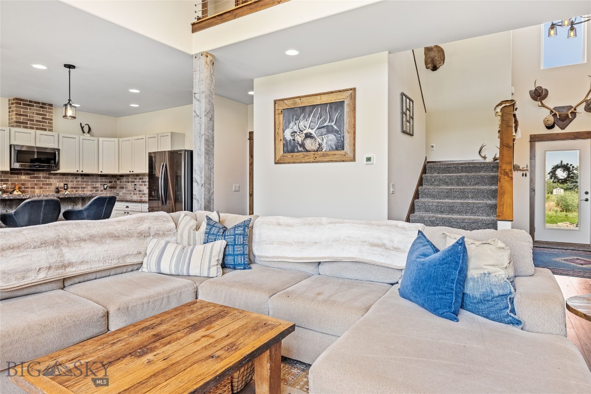 31 Coolwater Way