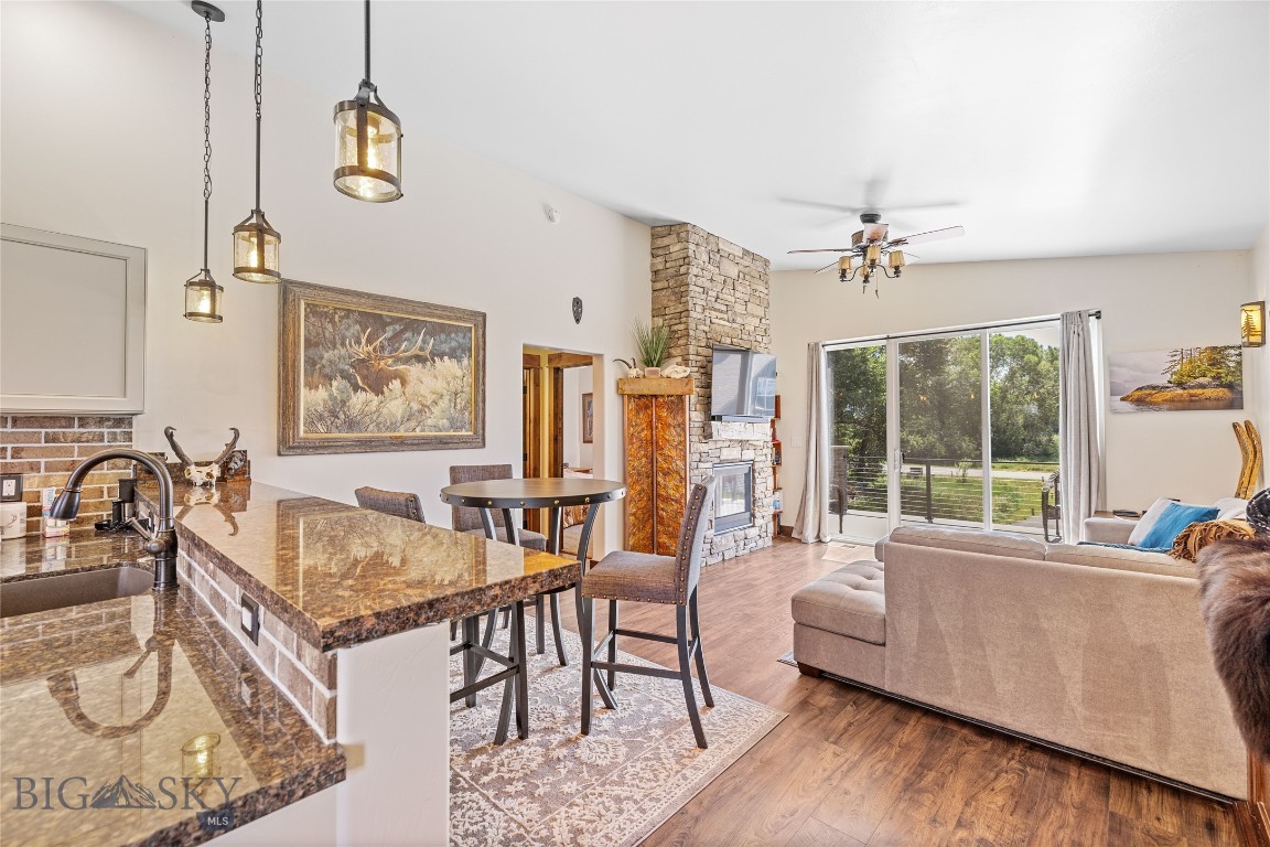 31 Coolwater Way