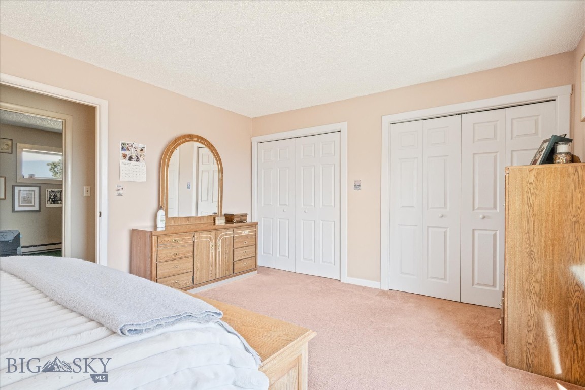 6285 Elkhorn