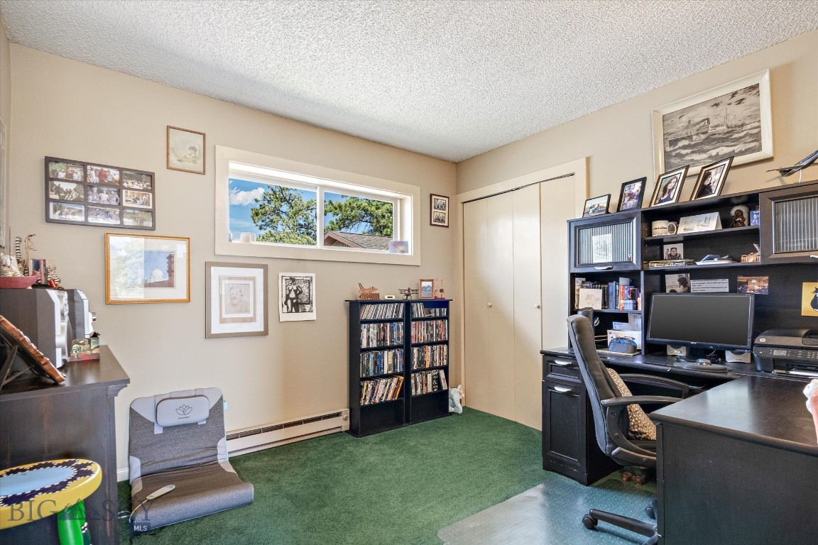6285 Elkhorn