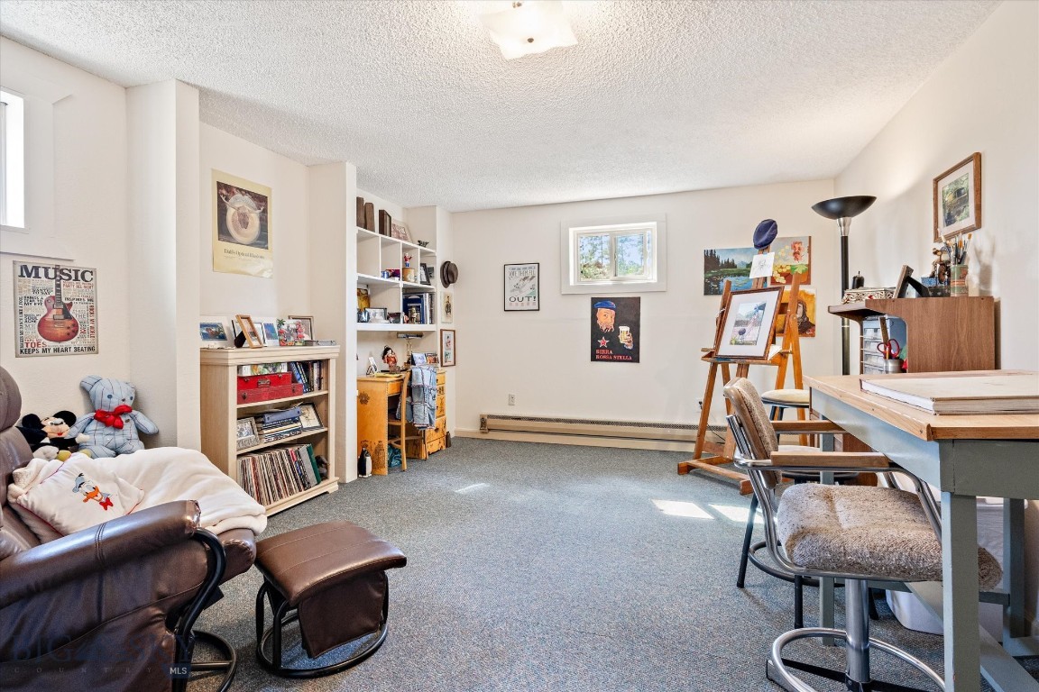 6285 Elkhorn