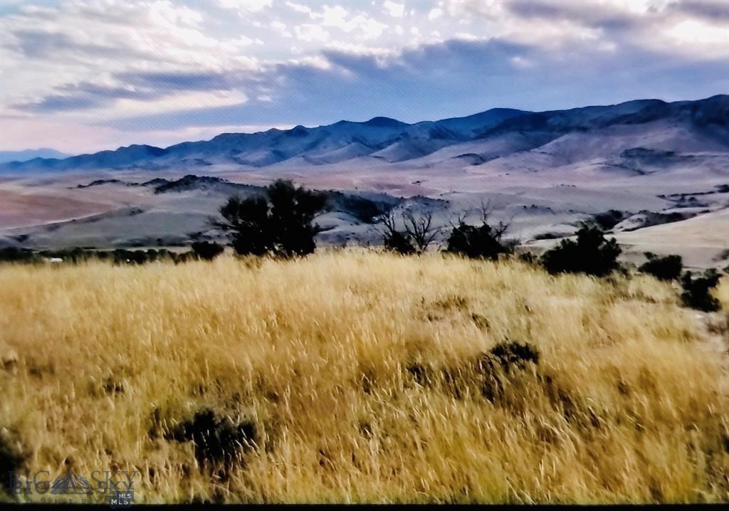 TBD Crystal Mountain Road