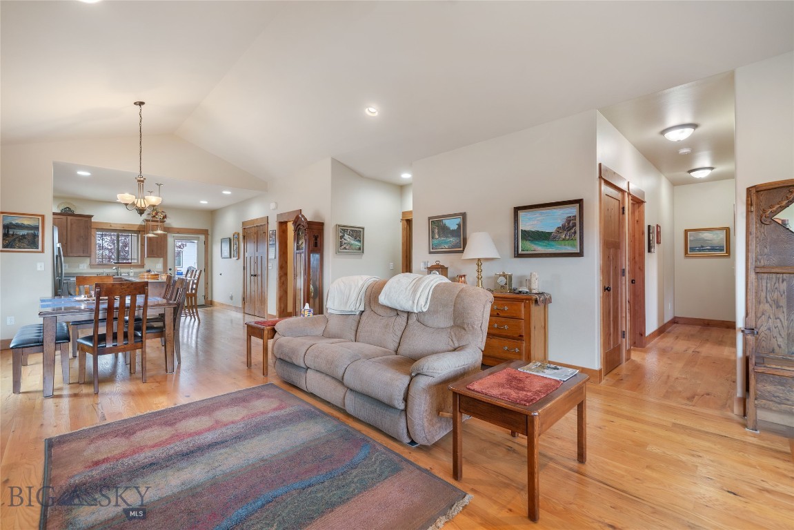 890 Flanders Creek Avenue