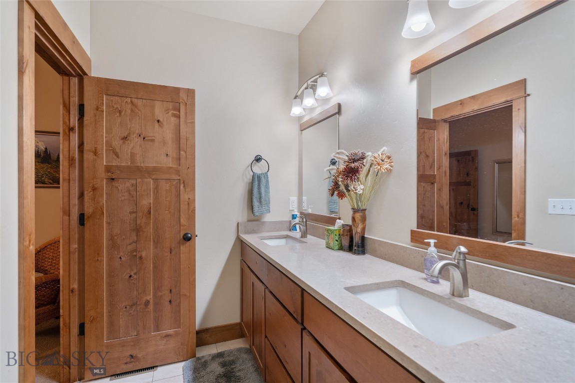 890 Flanders Creek Avenue