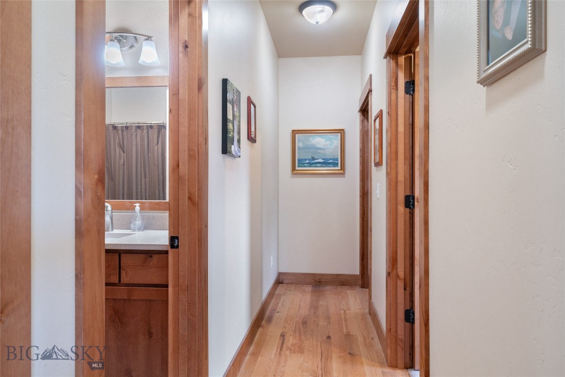 890 Flanders Creek Avenue