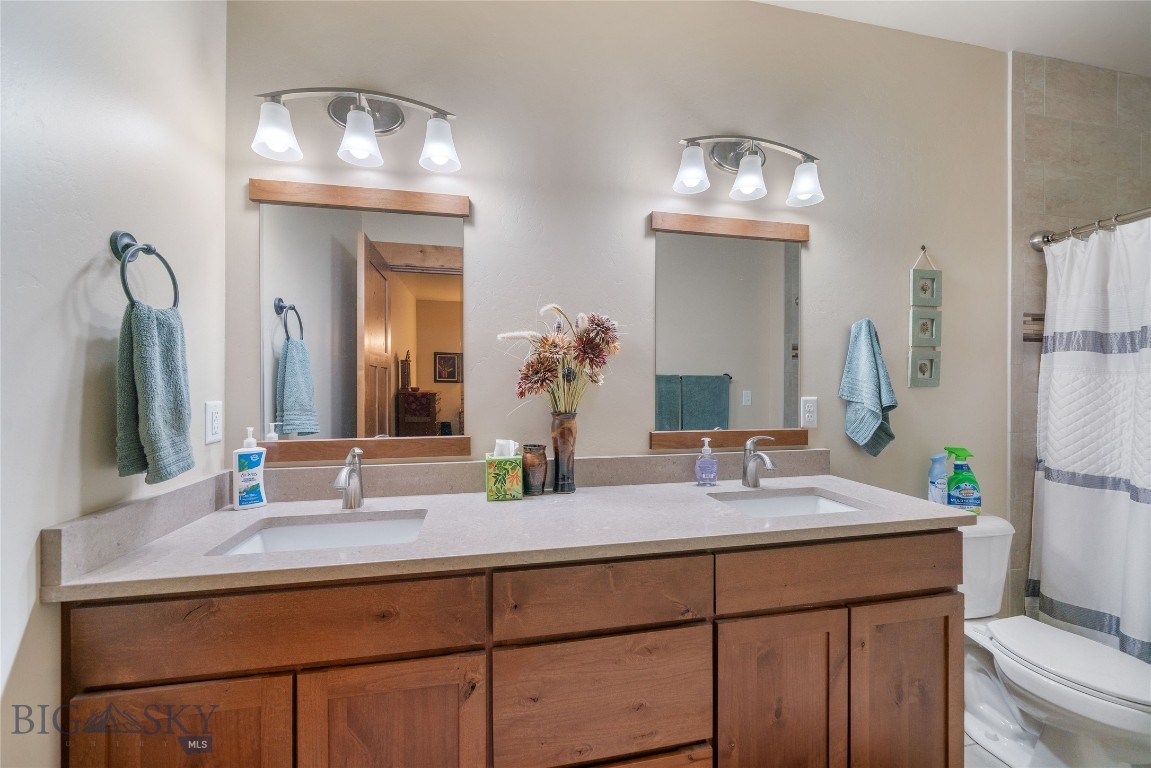 890 Flanders Creek Avenue