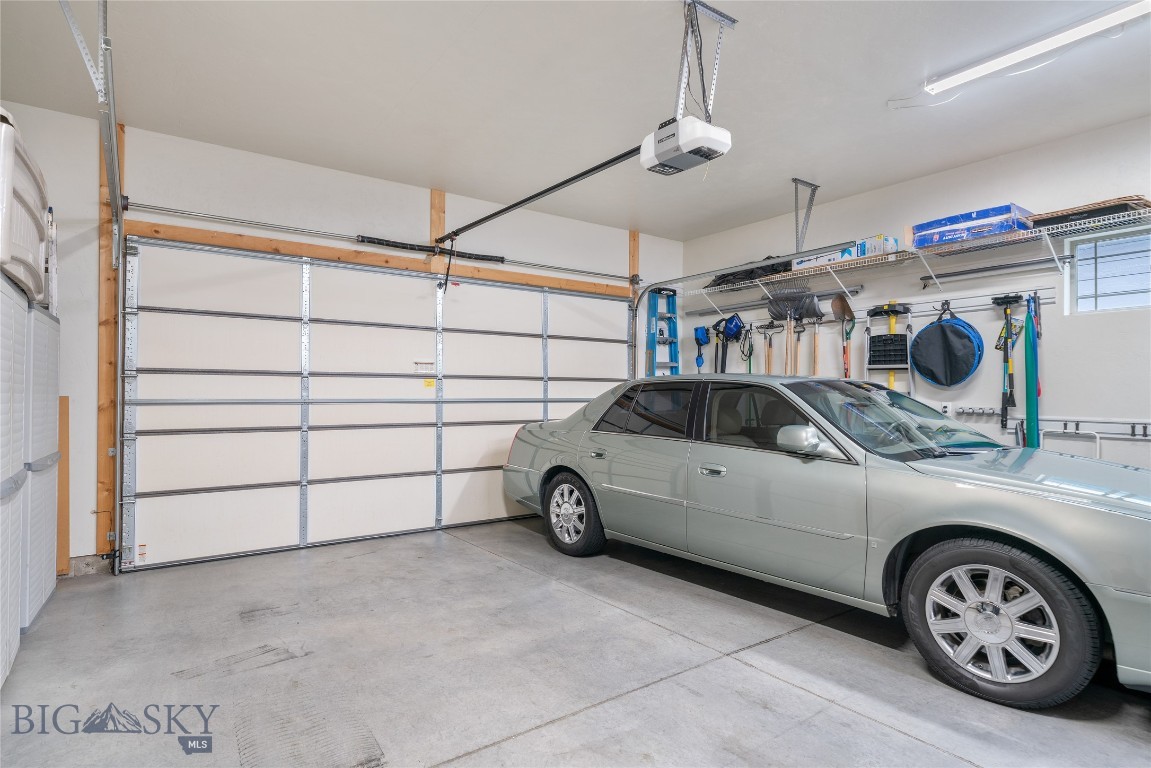 890 Flanders Creek Avenue